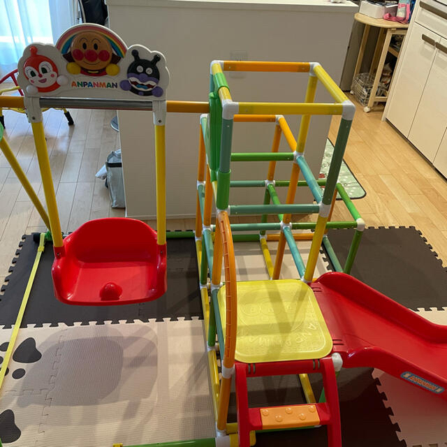 アンパンマン スッキリ!おかたづけブランコパーク - ベビージム アンパンマン スッキリ!おかたづけブランコパーク - ベビージム
