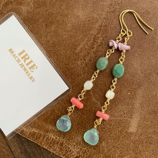 シーブルーカルセドニーのカラフルロングデザインピアス(ピアス)