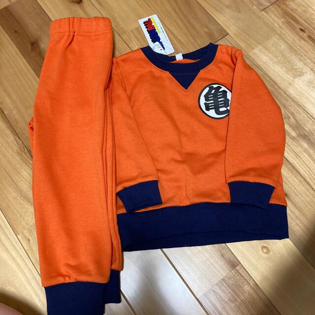 ドラゴンボール(ドラゴンボール)のドラゴンボール　パジャマ　95センチ  キッズ/ベビー/マタニティのキッズ服女の子用(90cm~)(パジャマ)の商品写真