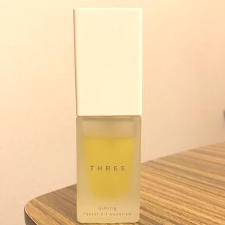 スリー(THREE)のTHREE  エミングフェイシャルオイルエッセンス　28ml(オイル/美容液)