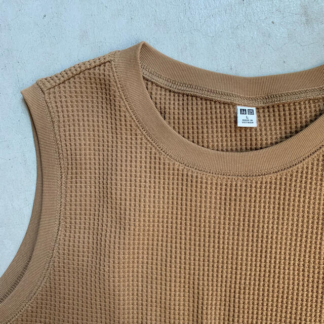 UNIQLO(ユニクロ)のused● ユニクロ　ワッフル地　ノースリーブ　タンクトップ レディースのトップス(タンクトップ)の商品写真