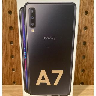 サムスン(SAMSUNG)の美品　Galaxy A7 ブラック 64 GB 楽天モバイル　ケース付き(スマートフォン本体)