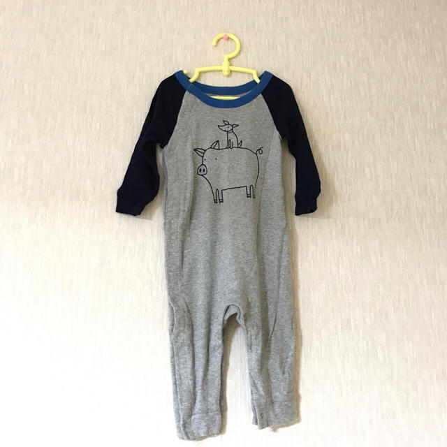 babyGAP(ベビーギャップ)のbaby GAP ♡ ラグランロンパース キッズ/ベビー/マタニティのベビー服(~85cm)(ロンパース)の商品写真