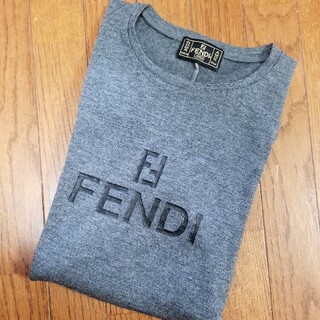 フェンディ(FENDI)のFENDI　長袖Tシャツ(Tシャツ(長袖/七分))