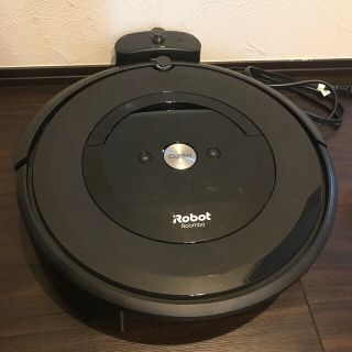 アイロボット(iRobot)のroomba e5(掃除機)