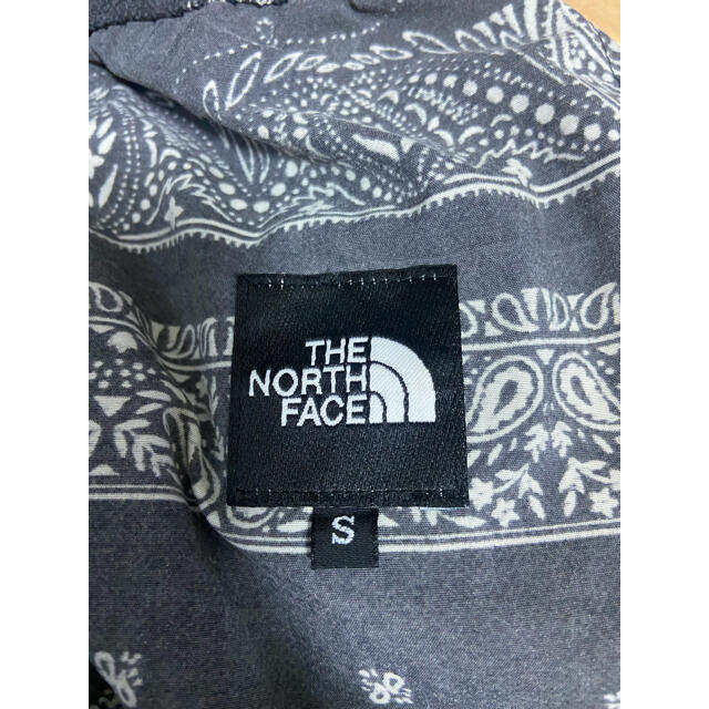 THE NORTH FACE(ザノースフェイス)のメンズ ノベルティバーサタイルショーツ　Sサイズ メンズのパンツ(ショートパンツ)の商品写真