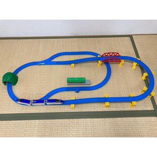 トミー(TOMMY)のプラレールE7系北陸新幹線かがやき立体レールセット(電車のおもちゃ/車)