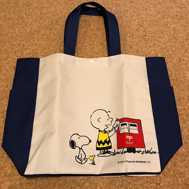 PEANUTS(ピーナッツ)のスヌーピー　エコバッグ　郵便局オリジナル　限定デザイン レディースのバッグ(エコバッグ)の商品写真