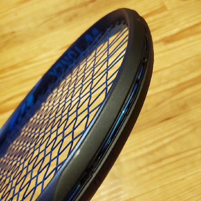 YONEX(ヨネックス)のEZONE 100 G2 未使用品に近い スポーツ/アウトドアのテニス(ラケット)の商品写真