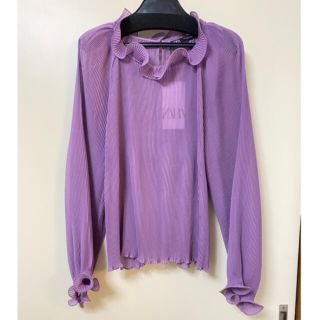 ザラ(ZARA)の新品 ZARA プリーツ フリル ブラウス(シャツ/ブラウス(長袖/七分))