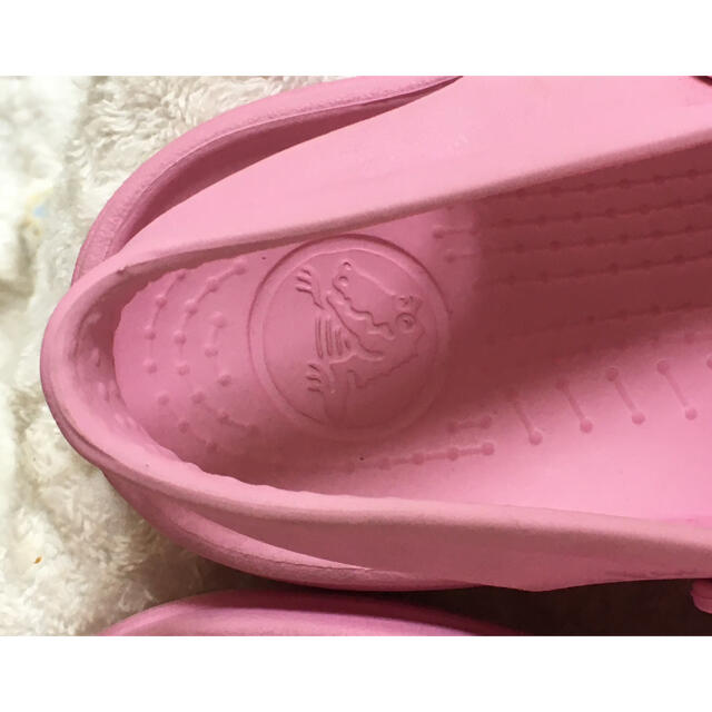 crocs(クロックス)の❤️クロックス crocs サンダル Ｊ1  19.5cm❤️ キッズ/ベビー/マタニティのキッズ靴/シューズ(15cm~)(サンダル)の商品写真