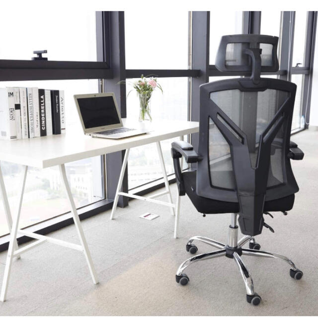 オフィスチェア　ゲーミングチェア　フットレスト付き インテリア/住まい/日用品の椅子/チェア(デスクチェア)の商品写真