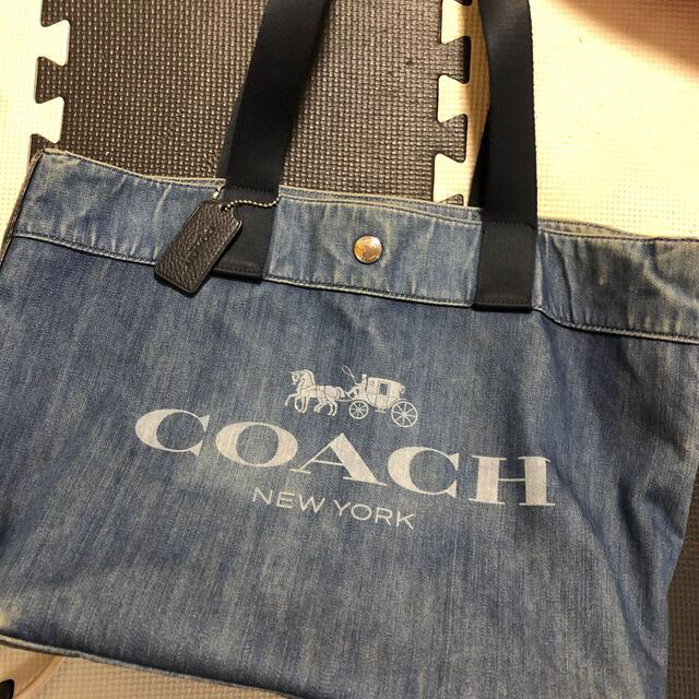 COACH(コーチ)のコーチデニムトート　中古です。❣️専用となります❣️ レディースのバッグ(トートバッグ)の商品写真