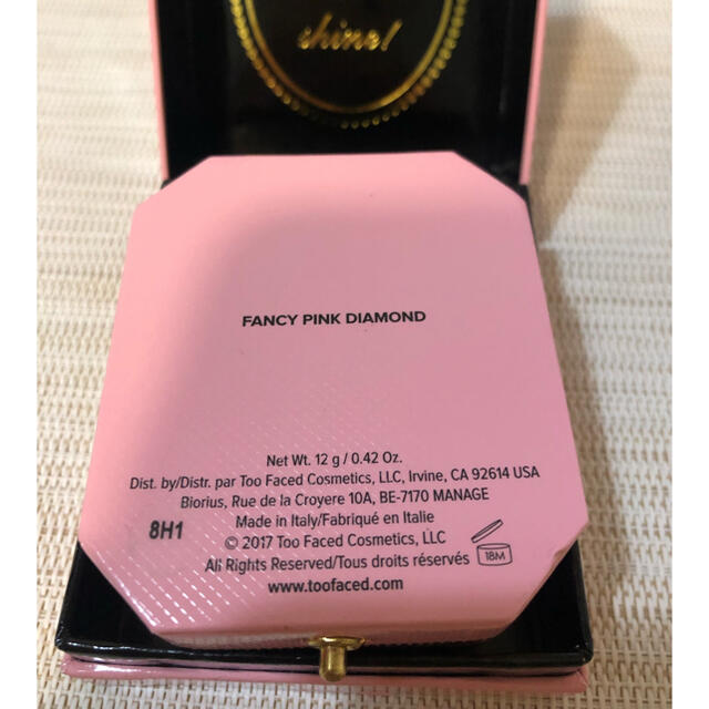 Too Faced(トゥフェイス)のToo Faced fancy pink diamond ハイライター コスメ/美容のベースメイク/化粧品(フェイスパウダー)の商品写真