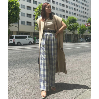 アメリヴィンテージ(Ameri VINTAGE)の2TUCKS STRAIGHT PANTS(カジュアルパンツ)