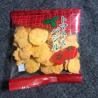 えびせんの里　トマトバジル　煎餅　(菓子/デザート)