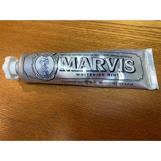 マービス(MARVIS)のMARVIS ホワイトニングミント(歯磨き粉)