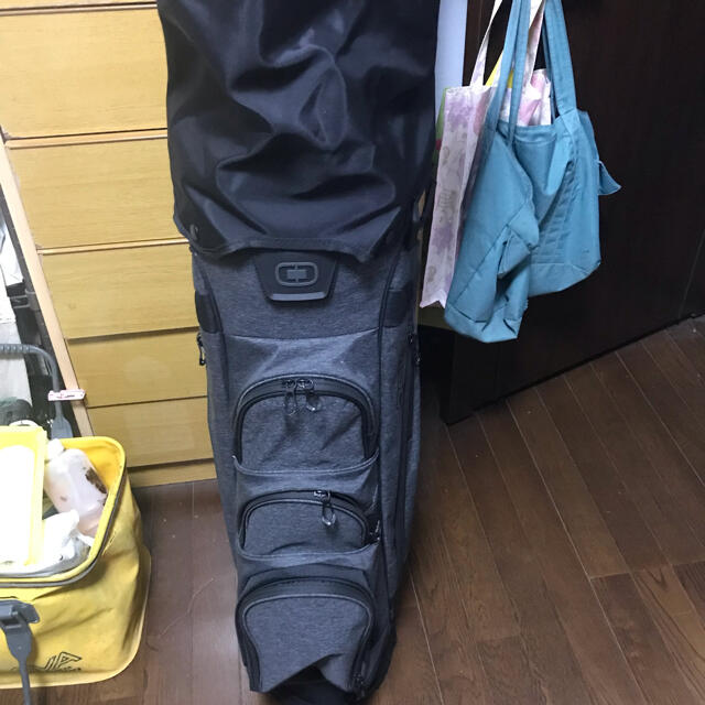 ogio オジオ　キャディバッグ  15分割