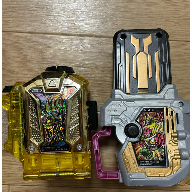 仮面ライダーエグゼイド DXハイパームテキマキシムマイティX