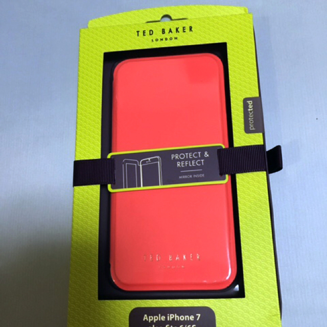 TED BAKER(テッドベイカー)のTED BAKER iPhone6/7ケース ミラー付き 手帳型 スマホ/家電/カメラのスマホアクセサリー(iPhoneケース)の商品写真