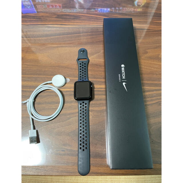 Apple Watch(アップルウォッチ)のApple Watch Nike +series3 42mm（はっしーさん専用） メンズの時計(腕時計(デジタル))の商品写真