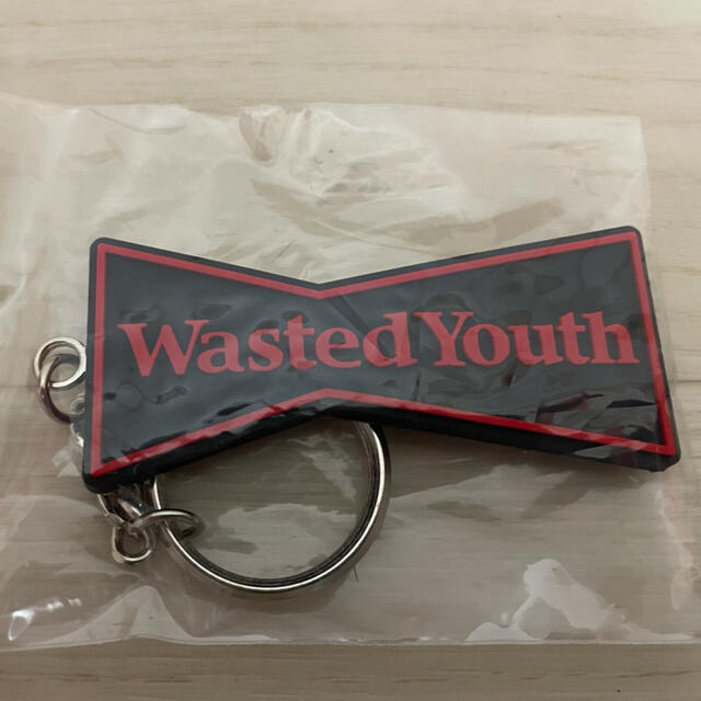 AFTERBASE(アフターベース)のwhimsy wasted youth 限定 シリコンキーホルダー VERDY メンズのファッション小物(キーホルダー)の商品写真