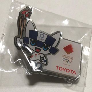 【新品未開封品】オリンピック　ピンズ　ミライトワ(キャラクターグッズ)