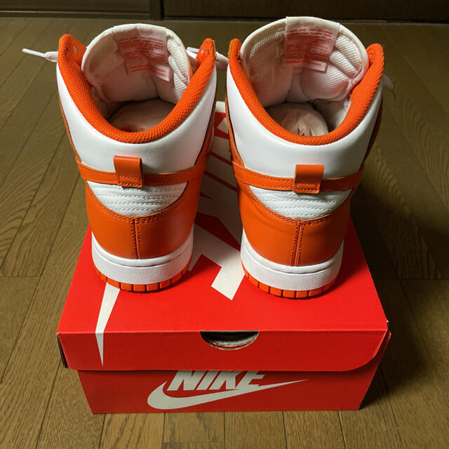 NIKE(ナイキ)のNIKE ダンク ハイ dunk シラキュース オレンジブレイズ 27.5cm メンズの靴/シューズ(スニーカー)の商品写真