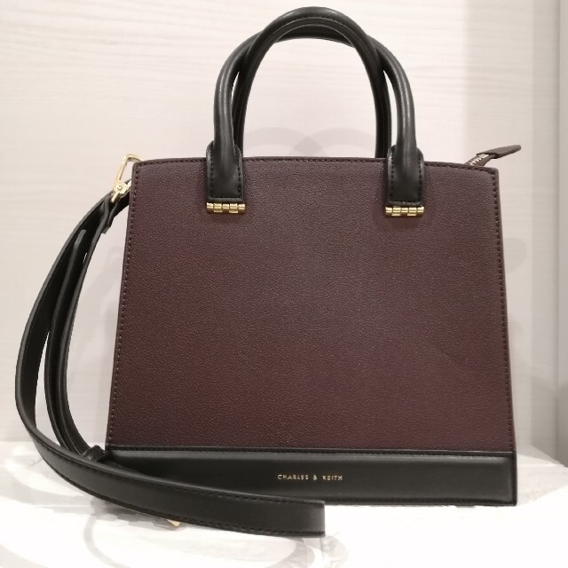 Charles and Keith(チャールズアンドキース)のチャールズ&キース　2way ショルダーバッグ レディースのバッグ(ショルダーバッグ)の商品写真