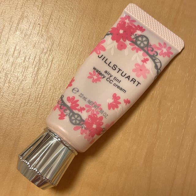 JILLSTUART(ジルスチュアート)のJILLSTUART airy tint watery CC cream  コスメ/美容のベースメイク/化粧品(CCクリーム)の商品写真