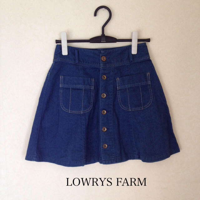 LOWRYS FARM(ローリーズファーム)のLOWRYS＊前ボタンスカート レディースのスカート(ミニスカート)の商品写真