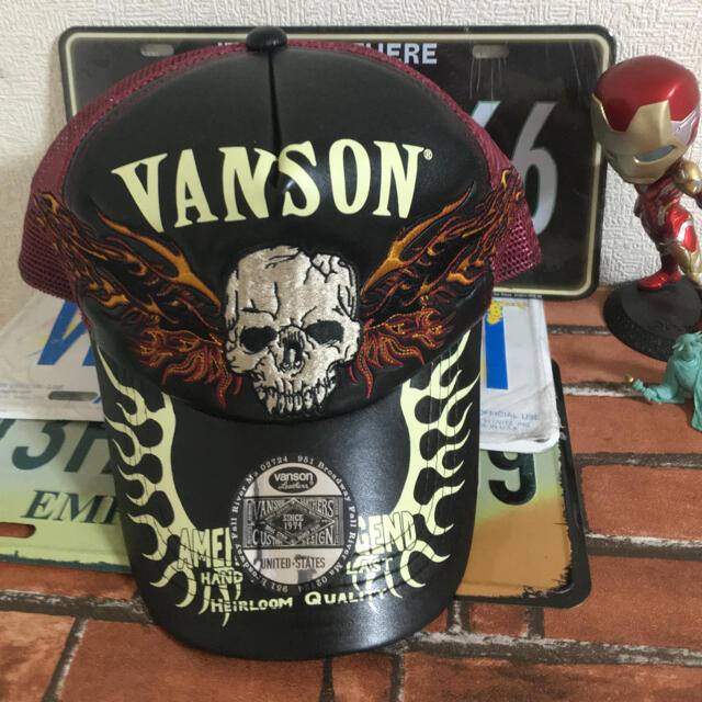 VANSON(バンソン)のバンソン・ドクロメッシュキャップ メンズの帽子(キャップ)の商品写真