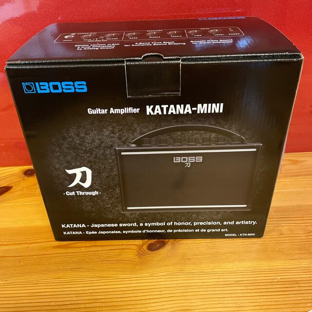 ギターアンプ　BOSS KATANA-MINI