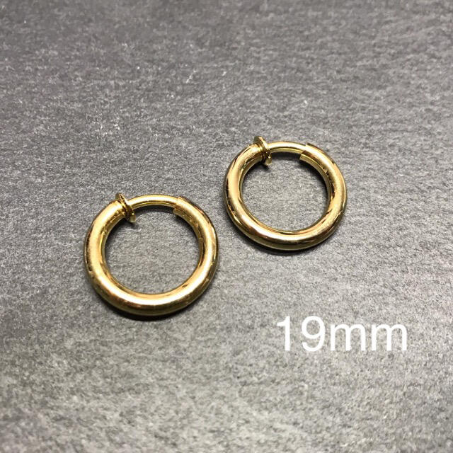 フェイクピアス フープピアス メンズ レディース ゴールド 19mm A038 メンズのアクセサリー(ピアス(両耳用))の商品写真