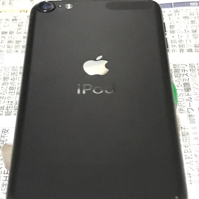 iPod touch(アイポッドタッチ)のiPod touch 第6世代　32GB スペースグレイ スマホ/家電/カメラのオーディオ機器(ポータブルプレーヤー)の商品写真