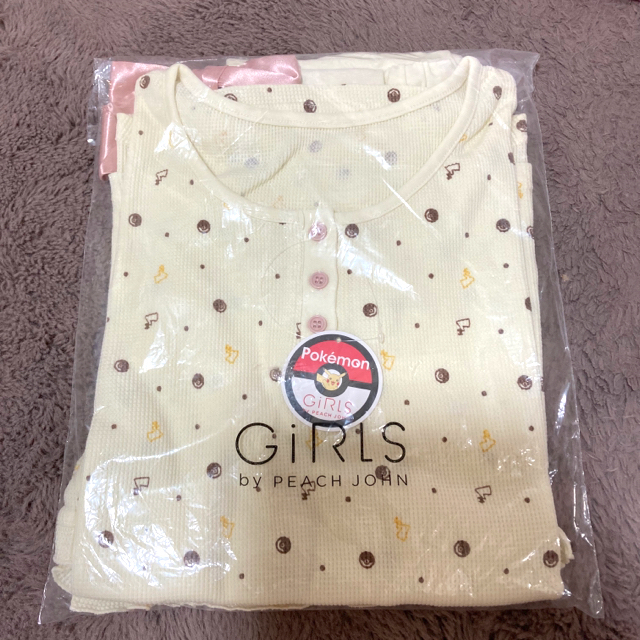 ポケモン新品ピーチジョン ポケットモンスター コラボ アイコンのサーマルパジャマ