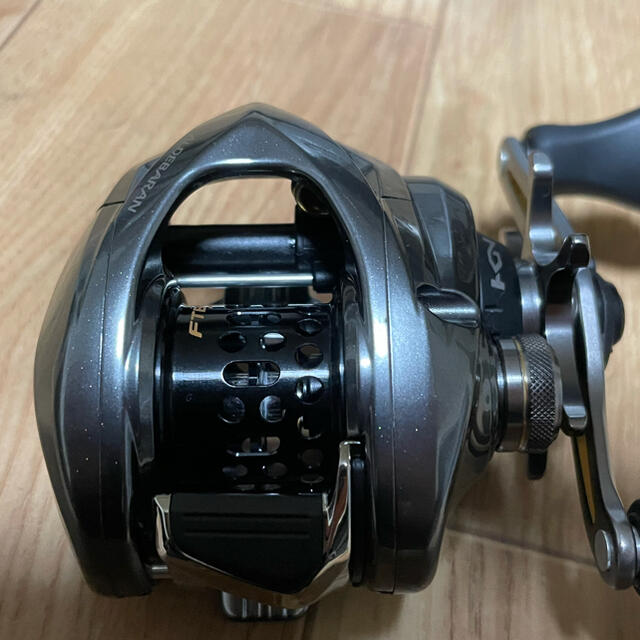 SHIMANO(シマノ)の16アルデバランBFS スポーツ/アウトドアのフィッシング(リール)の商品写真