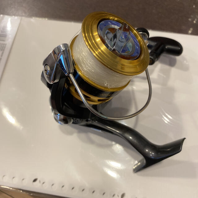 DAIWA(ダイワ)のリール ジョイナス 2500 シーバス ヒラメ コアマン vj アルカリ マゴチ スポーツ/アウトドアのフィッシング(ルアー用品)の商品写真