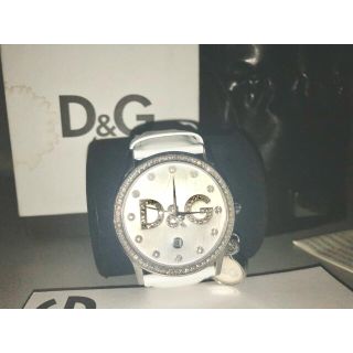 ドルチェアンドガッバーナ(DOLCE&GABBANA)のD&G 腕時計 チャーム付き(腕時計)