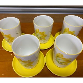 ハナエモリ(HANAE MORI)の希少　HANAE MORI 森英恵　カップ　ソーサー　５客　セット　黄色　花(食器)