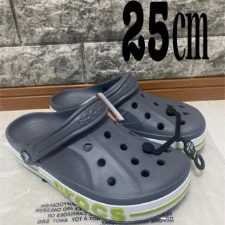 クロックス(crocs)の✨【新品　未使用　タグ付き】クロックス　25cm✨(サンダル)