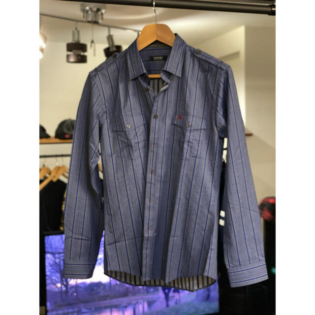 BURBERRY BLACK LABEL(バーバリーブラックレーベル)のバーバリーブラックレーベル　シャツ（4） メンズのトップス(シャツ)の商品写真