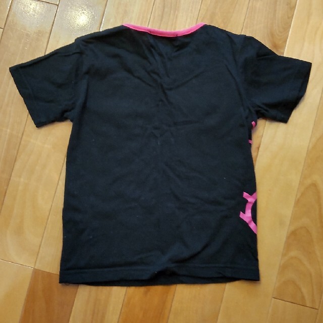 ハローキティ(ハローキティ)のHELLO KITTY Tシャツ 120 キッズ/ベビー/マタニティのキッズ服女の子用(90cm~)(Tシャツ/カットソー)の商品写真