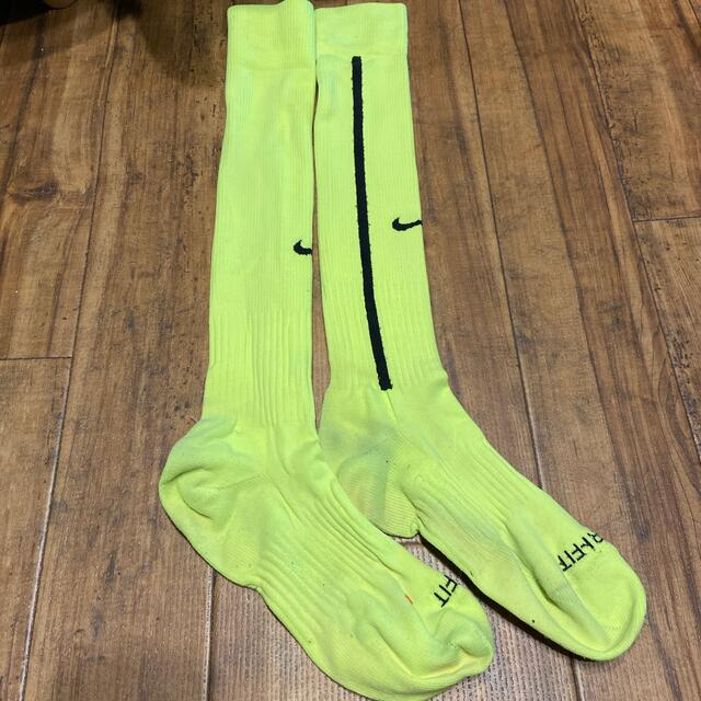 NIKE(ナイキ)の中古 NIKE サッカーソックス 25-27 スポーツ/アウトドアのサッカー/フットサル(その他)の商品写真