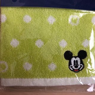 ディズニー(Disney)のハンドタオル　Disneyミッキーマウス(タオル)