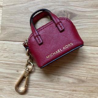 マイケルコース(Michael Kors)の【jkoo様専用】MICHAEL KORS チャームキーフォルダー　赤(キーホルダー)