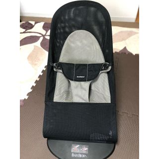 ベビービョルン(BABYBJORN)のベビービョルン　バウンサー黒　メッシュ(その他)