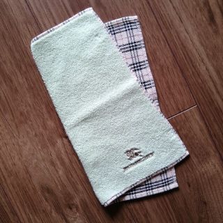 バーバリー(BURBERRY)の中古☆ バーバリー タオルハンカチ(ハンカチ)