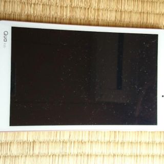 エルジーエレクトロニクス(LG Electronics)のQua tab px(タブレット)