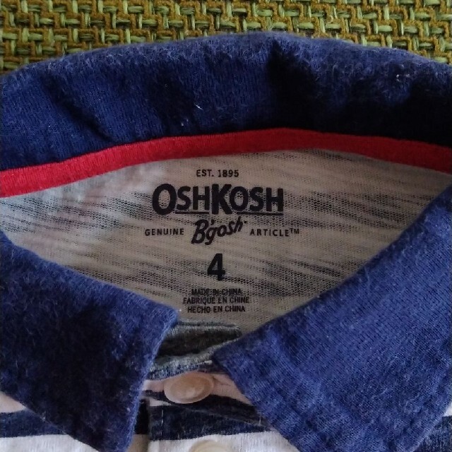 OshKosh(オシュコシュ)のOSHKOSH　ポロシャツ キッズ/ベビー/マタニティのキッズ服男の子用(90cm~)(Tシャツ/カットソー)の商品写真